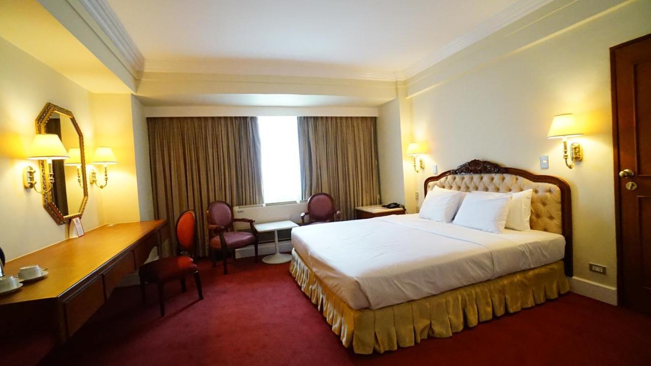 Manila Prince Hotel Eksteriør billede