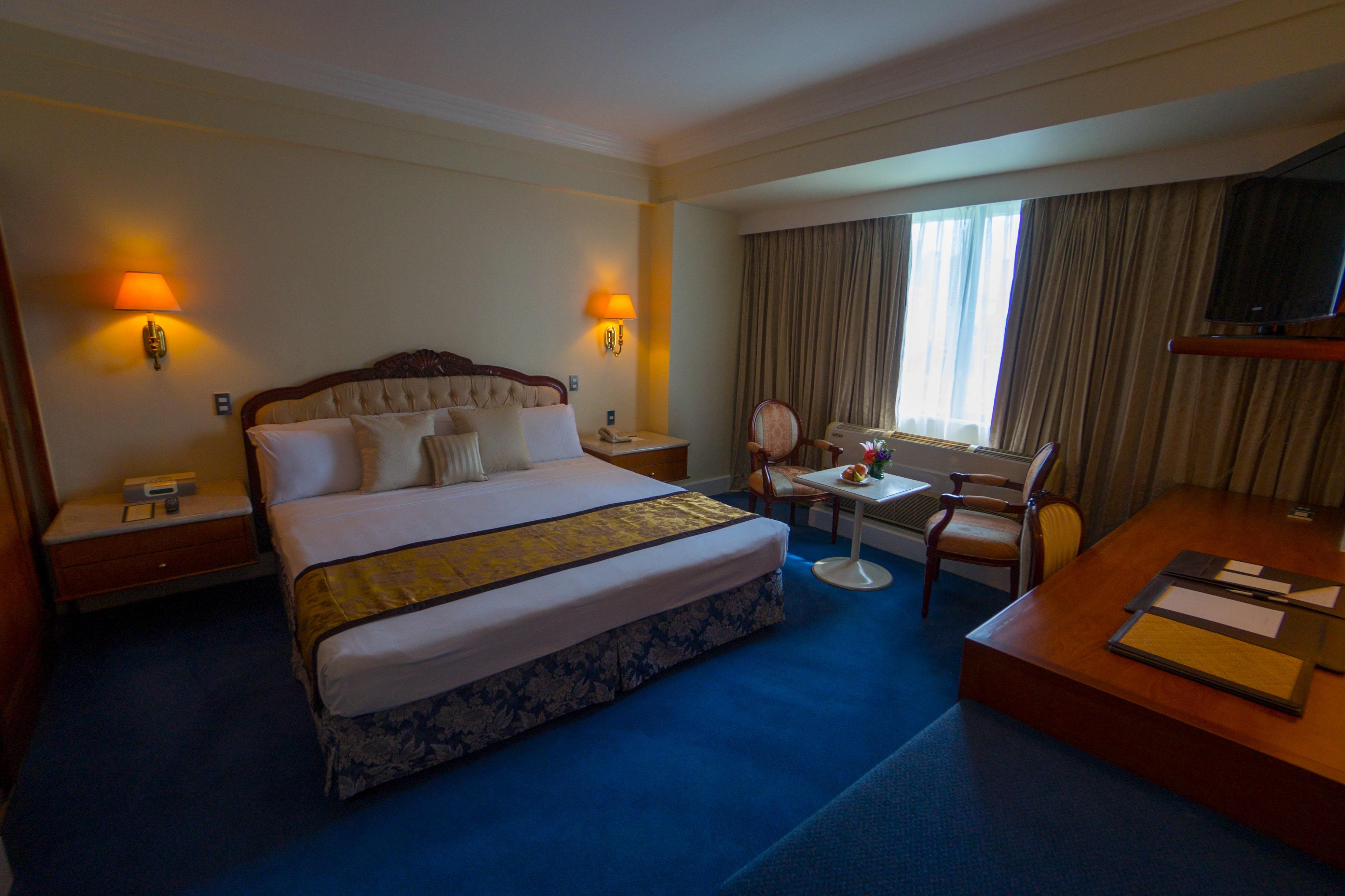 Manila Prince Hotel Eksteriør billede