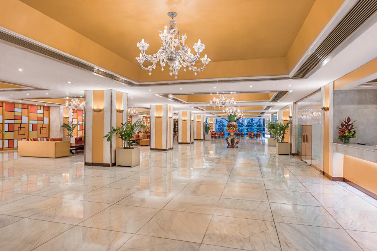 Manila Prince Hotel Eksteriør billede