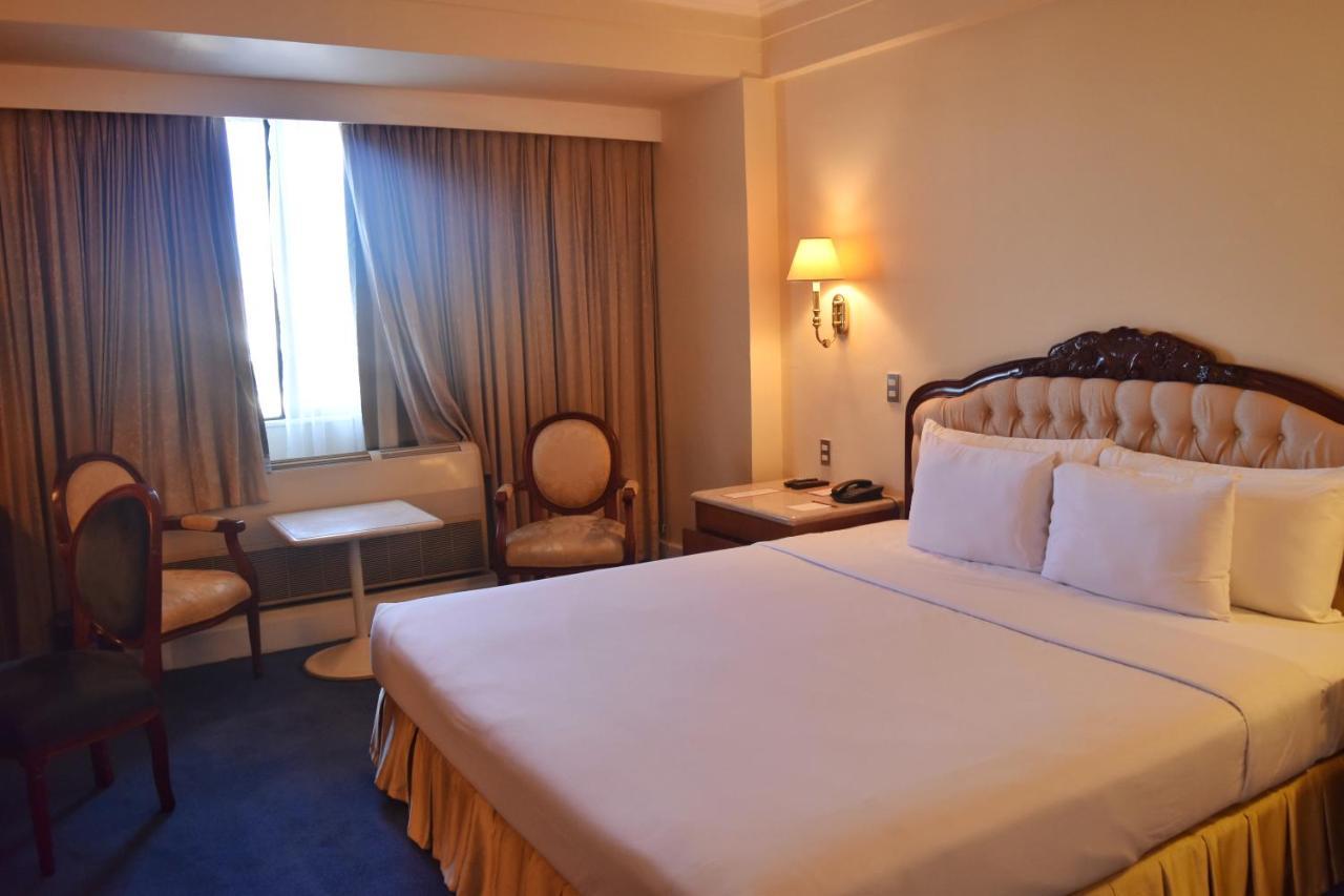 Manila Prince Hotel Eksteriør billede
